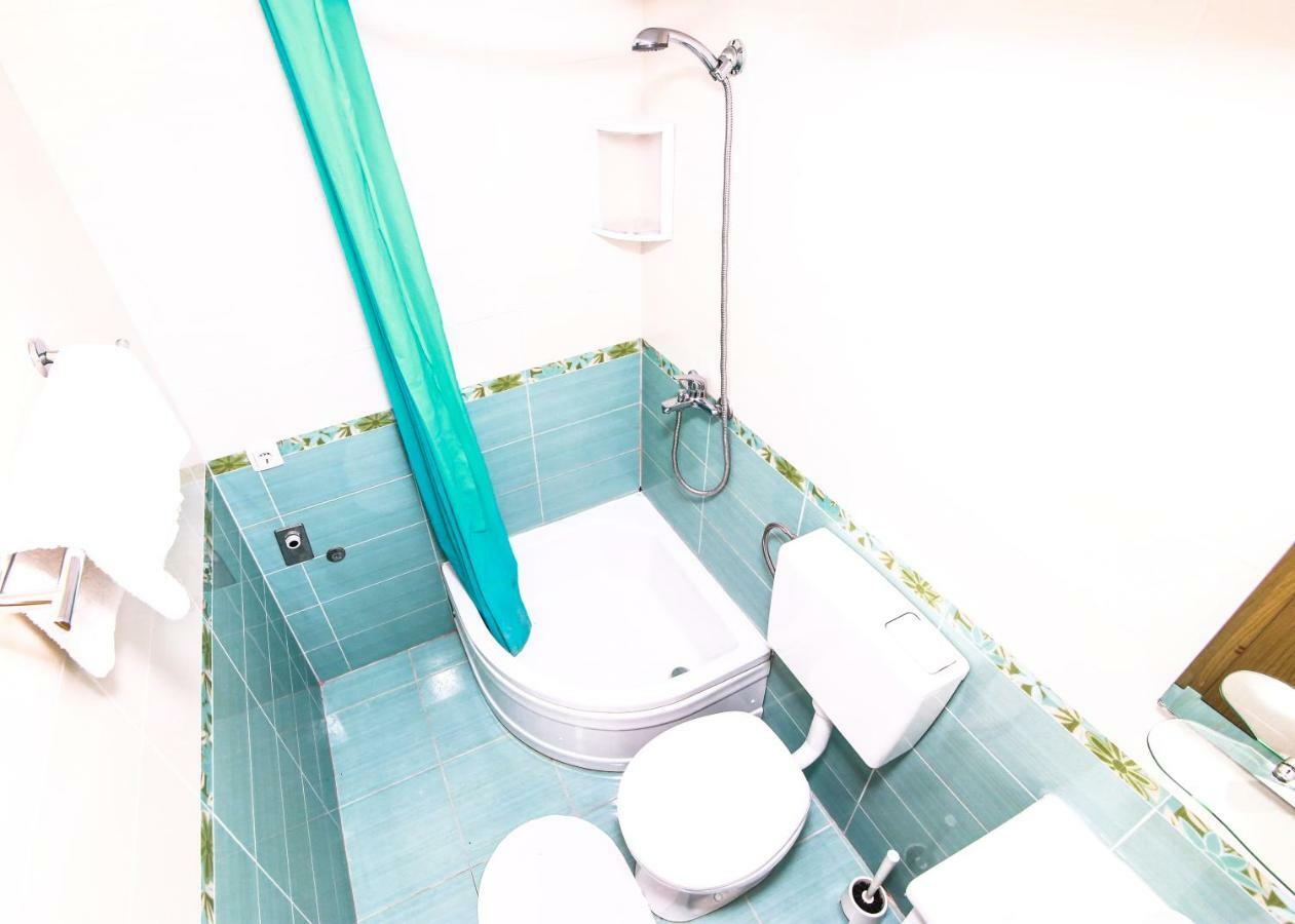 Apartments Alma Подгора Экстерьер фото