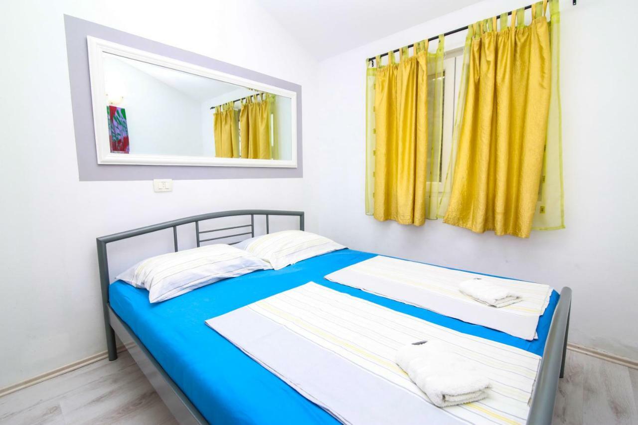 Apartments Alma Подгора Экстерьер фото