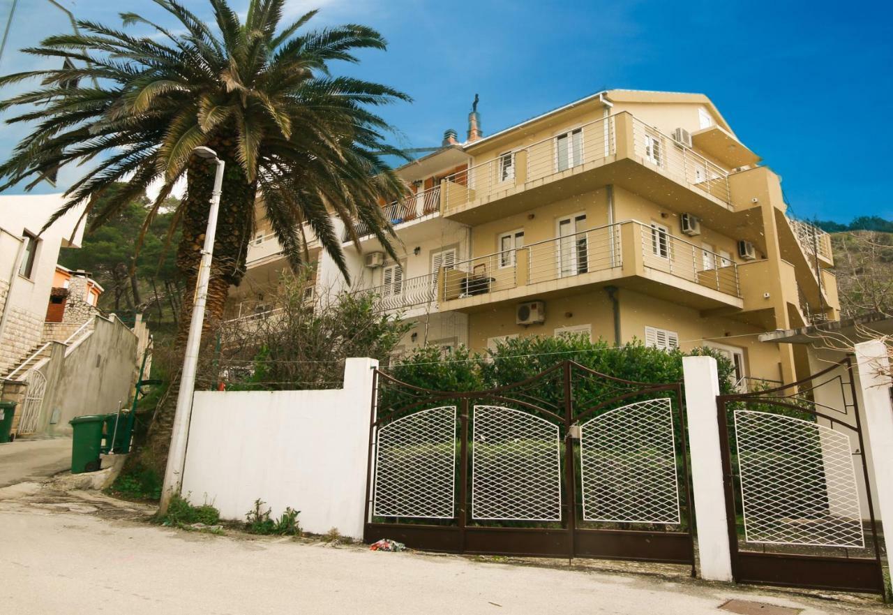 Apartments Alma Подгора Экстерьер фото