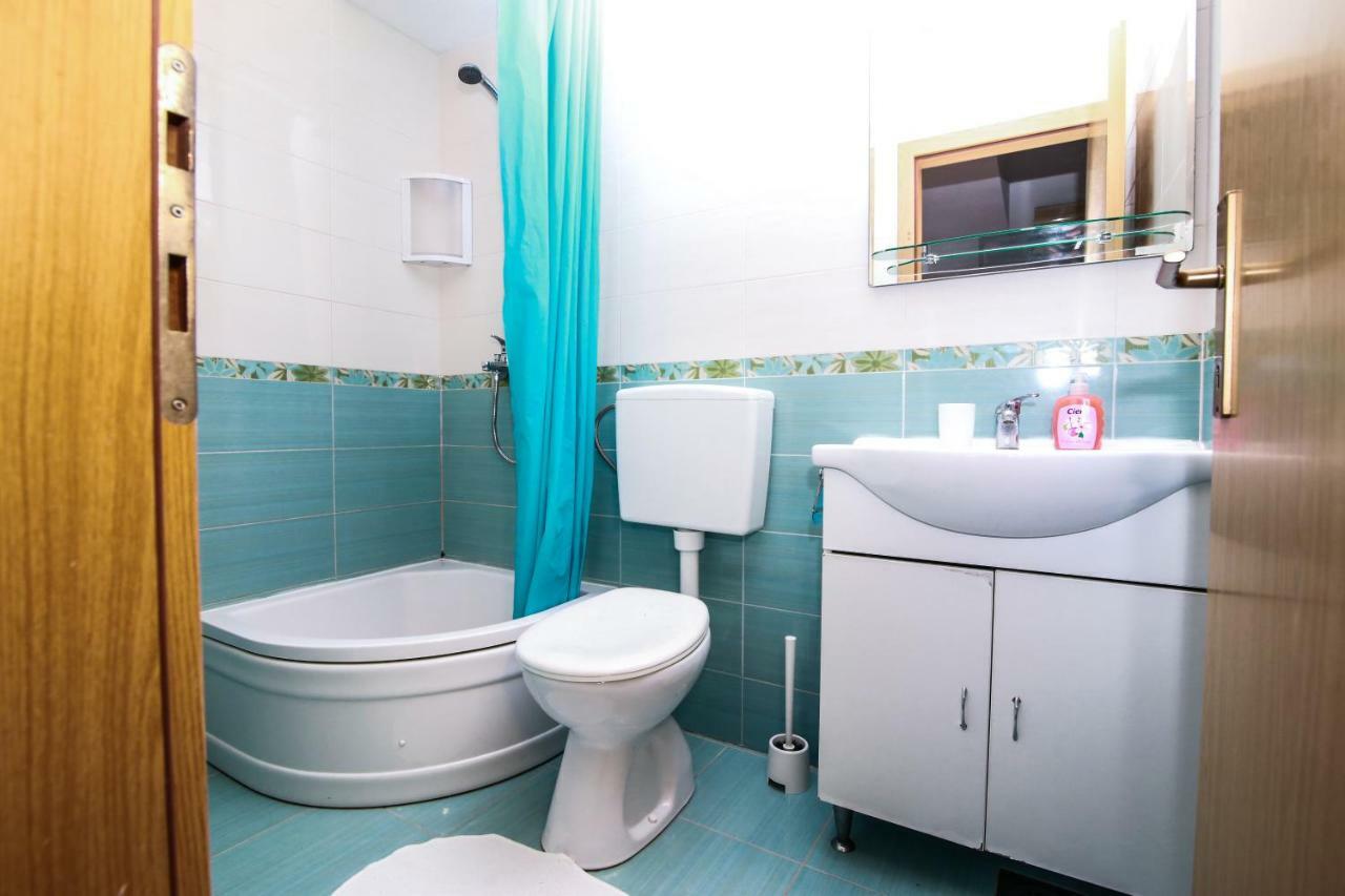 Apartments Alma Подгора Экстерьер фото